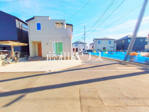 接道状況および現場風景　【新座市畑中２丁目】