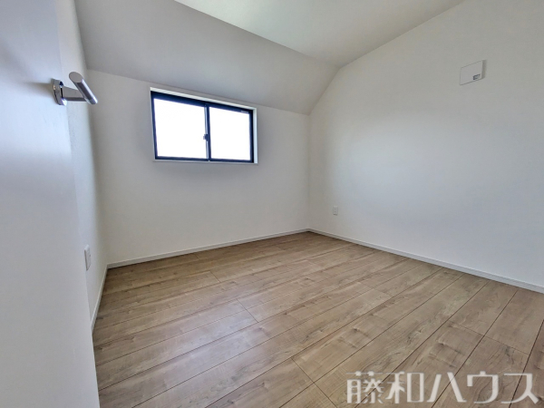 居室　【名古屋市北区中味鋺１丁目】