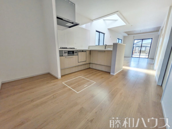 3号棟　キッチン　【北名古屋市高田寺起返】
