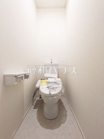 3号棟　きれいでさわやか、ウォシュレット付きトイレ　【練馬区東大泉２丁目】