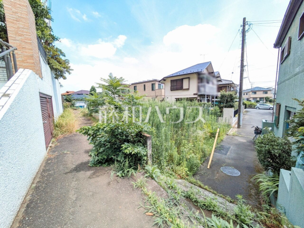 現地写真　【日野市新町３丁目】 周辺環境はもちろん、日当たりや設備仕様など、実際に行ってみないと分からないことも多くございます。営業担当がご案内いたしますので、お気軽にお問い合わせください。 