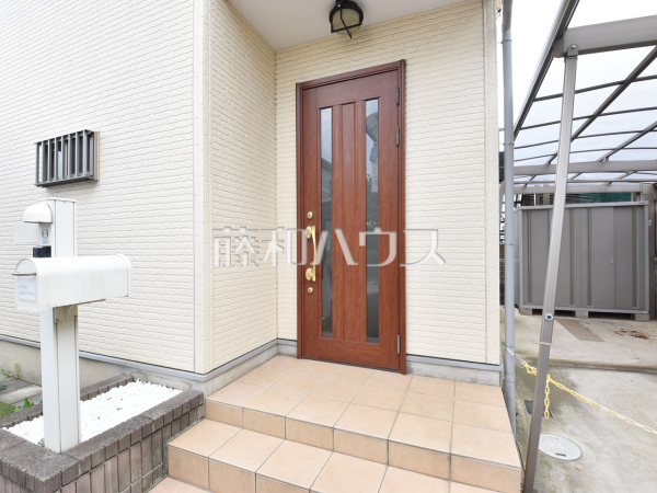 玄関　【東村山市恩多町２丁目】