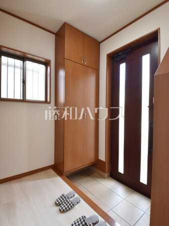 玄関　【東村山市恩多町２丁目】