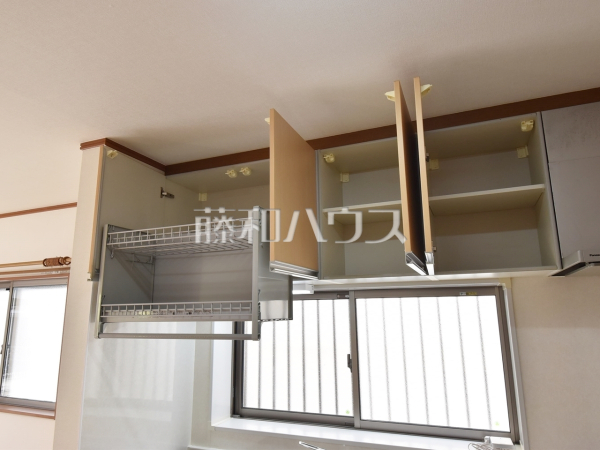 キッチン収納　【東村山市恩多町２丁目】