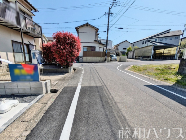 接道状況および現場風景　【尾張旭市西山町２丁目】