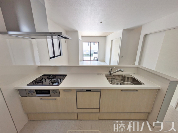 キッチン　【尾張旭市西山町２丁目】