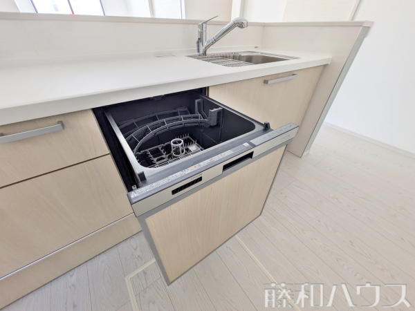 キッチン　【尾張旭市西山町２丁目】