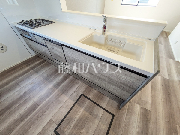 A号棟　キッチン　【日野市多摩平５丁目】