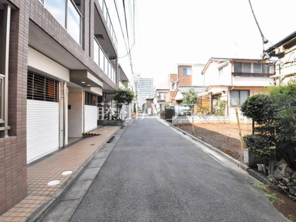 接道状況および現場風景　【中野区南台３丁目】