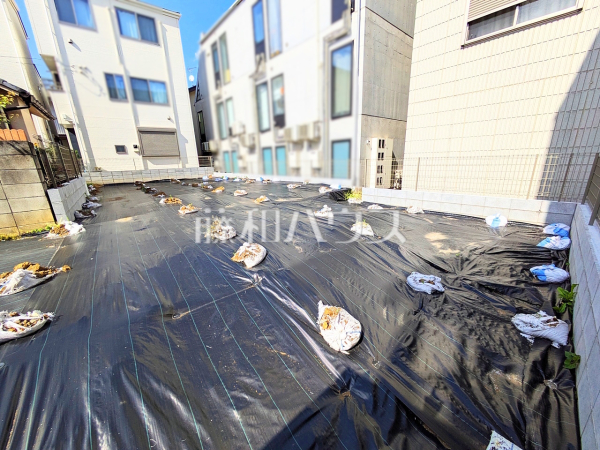 現地写真　【中野区南台３丁目】 物件の事、諸費用の事など、小さな疑問も担当までお気軽にご連絡・ご相談下さい。 
