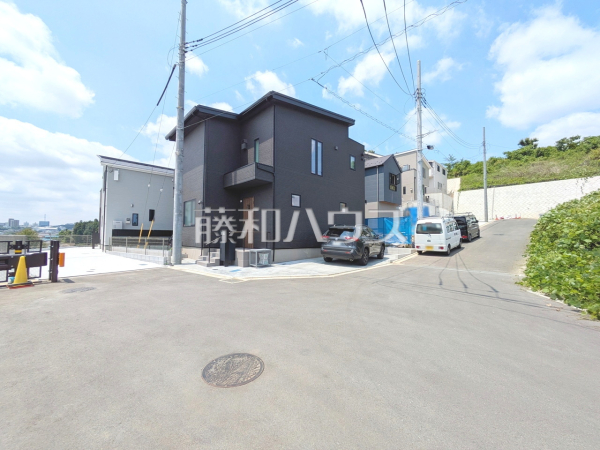 接道状況および現場風景　お探しの物件に出会うためには、早めのご確認をオススメします。今のうちにぜひお問合せをお待ちしております。【多摩市関戸５丁目】