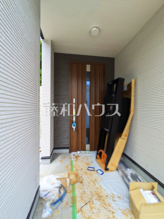 玄関　【多摩市関戸５丁目】