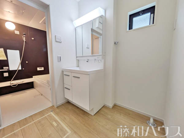 洗面室　【名古屋市北区城東町３丁目】