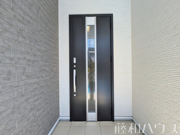 玄関　【北名古屋市六ツ師北屋敷】