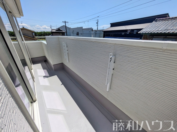 バルコニー　【北名古屋市六ツ師北屋敷】