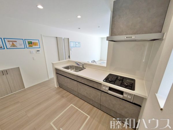 キッチン　【北名古屋市六ツ師北屋敷】
