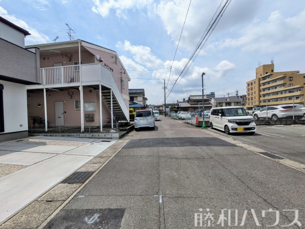 接道状況および現場風景　【小牧市中央３丁目】