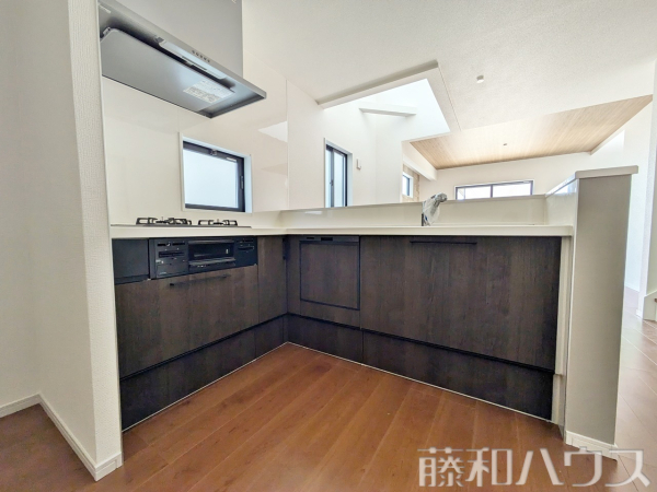 1号棟　キッチン　【春日井市押沢台５丁目】