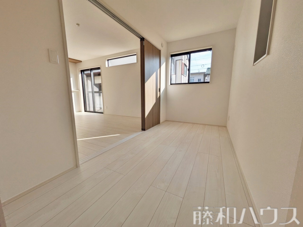 1階居室　【名古屋市北区六が池町】