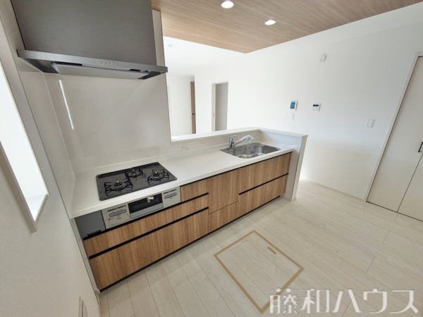 キッチン　【名古屋市北区六が池町】