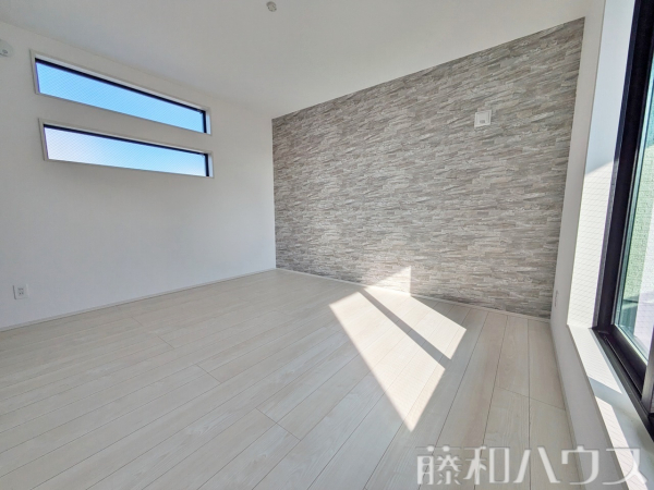 居室　【名古屋市北区六が池町】