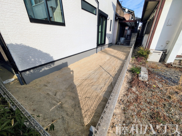 庭　【名古屋市北区六が池町】
