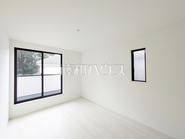 居室　【練馬区南大泉１丁目】