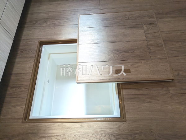 床下収納　【八王子市絹ケ丘２丁目】