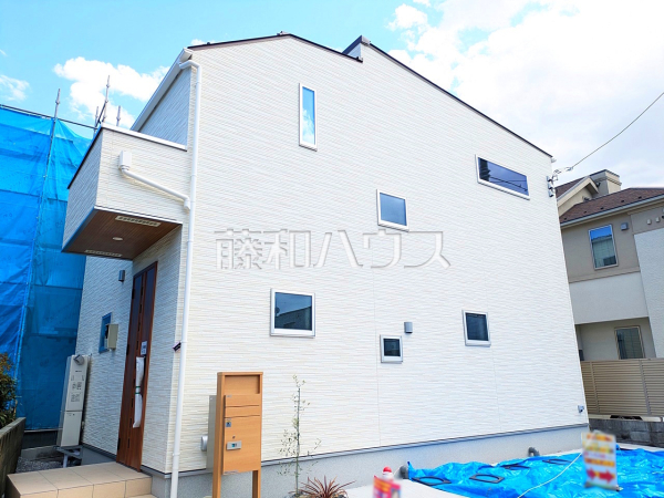 1号棟　外観　生活に溶け込むシンプルなデザインの外観が魅力の新邸です。【小平市花小金井５丁目】