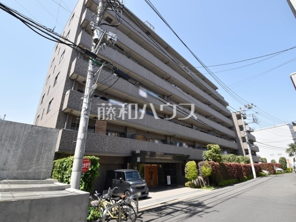 ≪外観≫安心のオートロック付きマンション。日々の安全を守ります。【ランドコートつつじヶ丘】