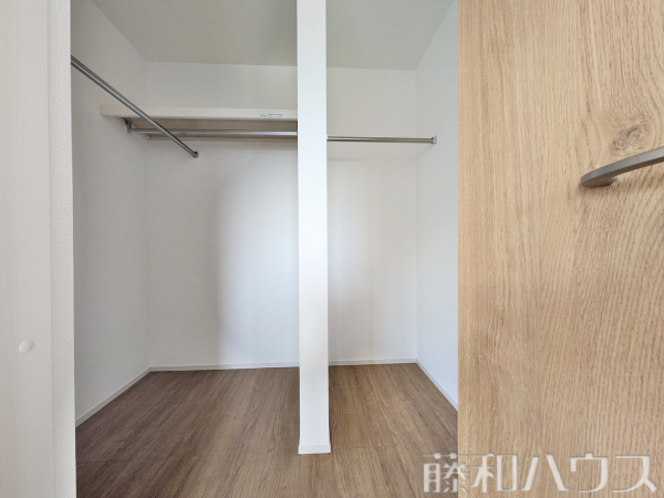 収納　【小牧市藤島町中島】