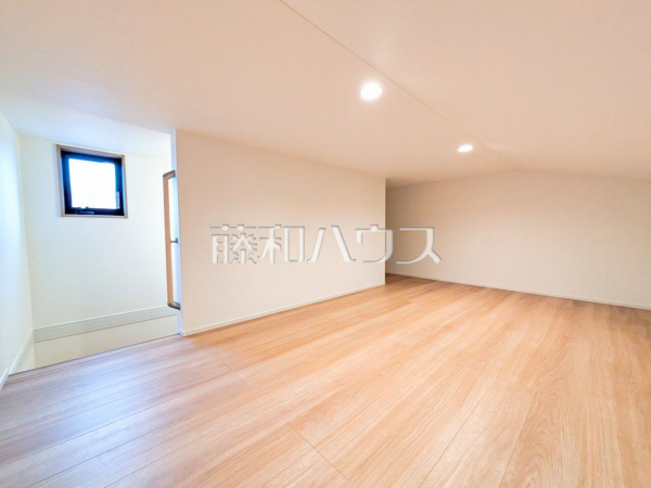 1号棟　小屋裏収納【日野市多摩平７丁目】