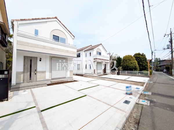 接道状況および現場風景　【調布市深大寺元町４丁目】 平日のご案内も可能です。まずはお気軽にお問合せ下さいませ。 
