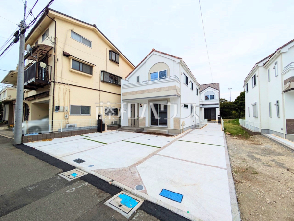 ≪1号棟　駐車スペース≫来客時や駐輪スペースとしても利用可能なカースペース2台可（車種による）【調布市深大寺元町４丁目】　