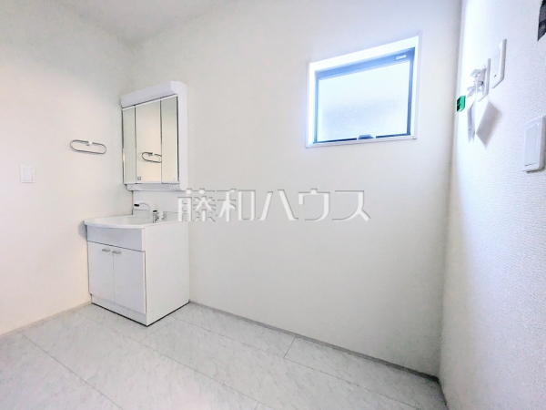 2号棟　洗面室　【八王子市中野町】