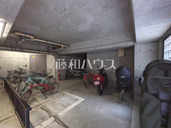 駐輪場　【シェモア昭島館】