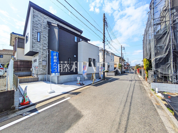 一戸建ての多いエリアのため、静かで落ち着いた雰囲気の街並みです。　【西東京市南町２丁目】