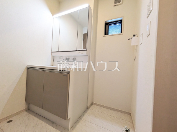 洗面室　【八王子市散田町１丁目】