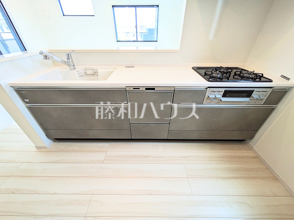 キッチン　【八王子市散田町１丁目】