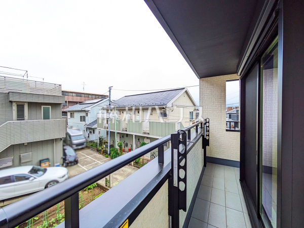 バルコニー　【八王子市散田町１丁目】