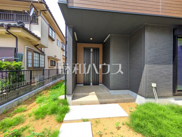 2号棟　玄関　【所沢市東狭山ケ丘３丁目】