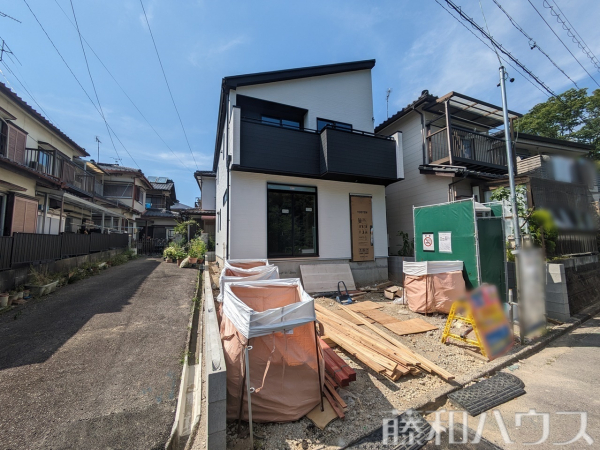 外観　【春日井市高蔵寺町７丁目】