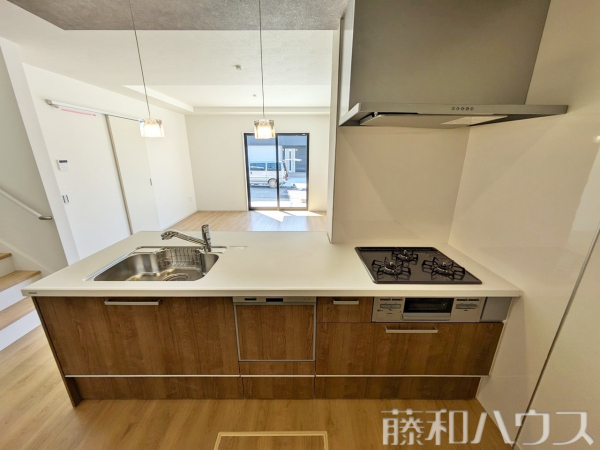 5号棟　キッチン　【春日井市白山町６丁目】