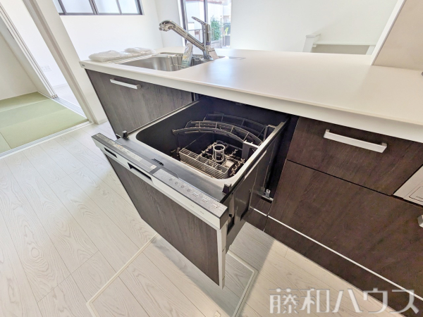 8号棟　キッチン　【春日井市白山町６丁目】