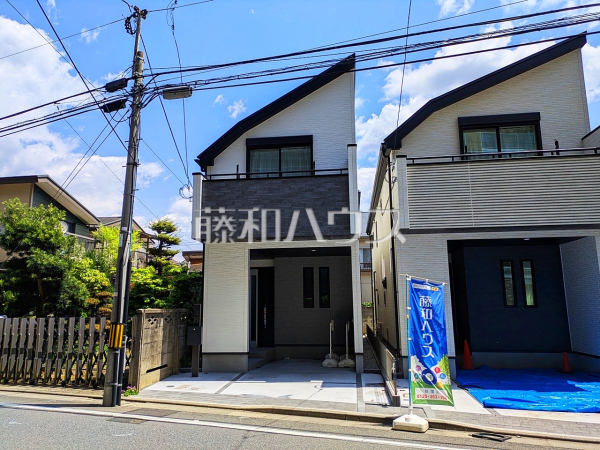 1号棟　外観　【練馬区石神井台８丁目】
生活に溶け込むシンプルなデザインの外観が魅力の新邸です。　