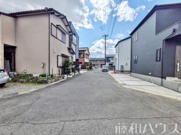 接道状況および現場風景　【春日井市大手田酉町１丁目】