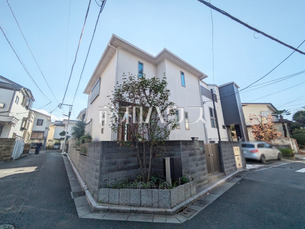 周辺環境はもちろん、日当たりや設備仕様など、実際に行ってみないと分からないことも多くございます。営業担当がご案内いたしますので、お気軽にお問い合わせください。　【練馬区向山３丁目】