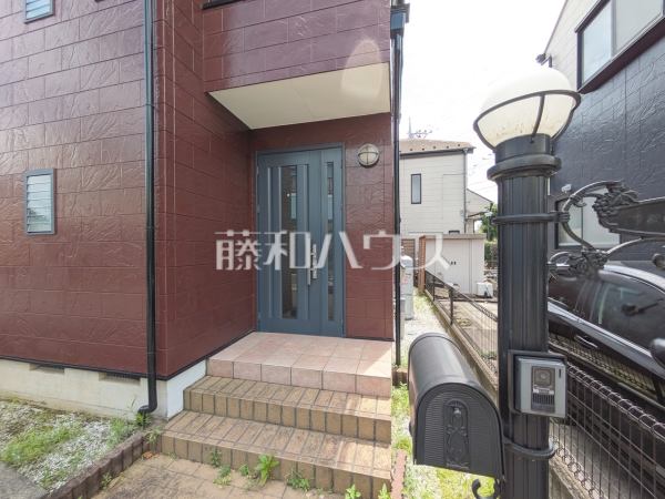 玄関　【武蔵村山市中原１丁目】
