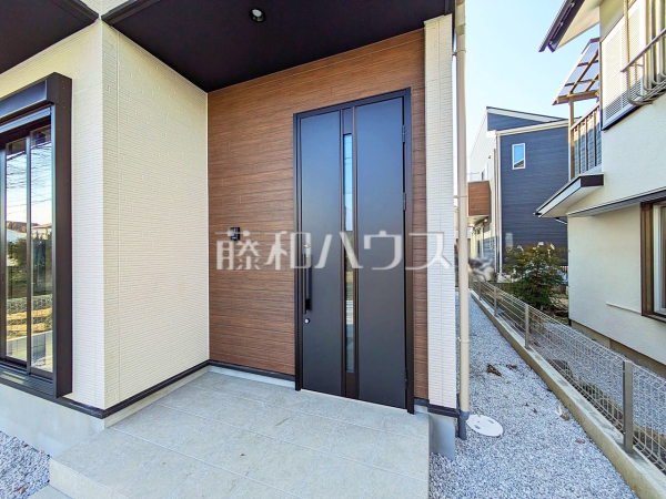 玄関　【立川市砂川町４丁目】