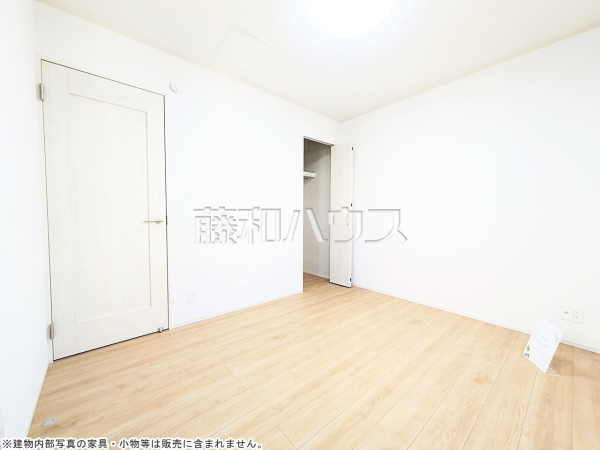 居室　【小平市小川町１丁目】